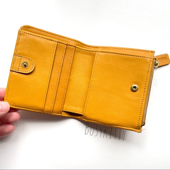 Sold - Picture 3 of 7